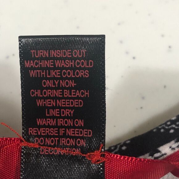 NWT Hot Kiss Y2K Elephant Print Racerback Tank Top Women 2X Boho Tribal Festival - Picture 6 of 6